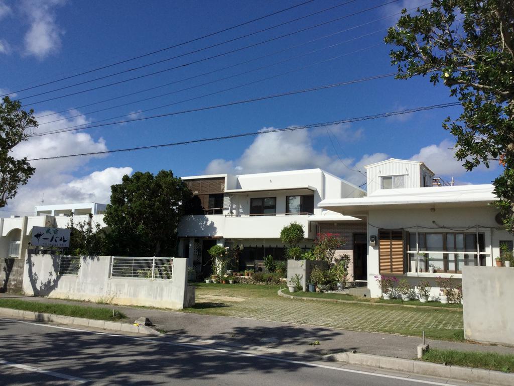 הוסטל Ishigaki  Minshuku Zabaru מראה חיצוני תמונה